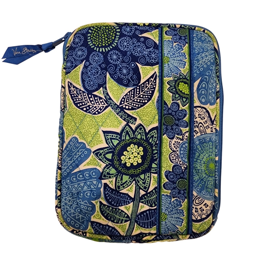 Vera Bradley  Zippered Tablet Case Sleeve Quilted Cotton  8" X 6" Blue Flowers